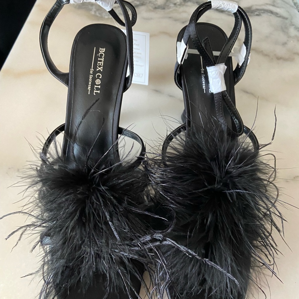 Size 9.5 Fluffy Feather Square Open Toe Ankle Strap Sexy Heel - Picture 7 of 8